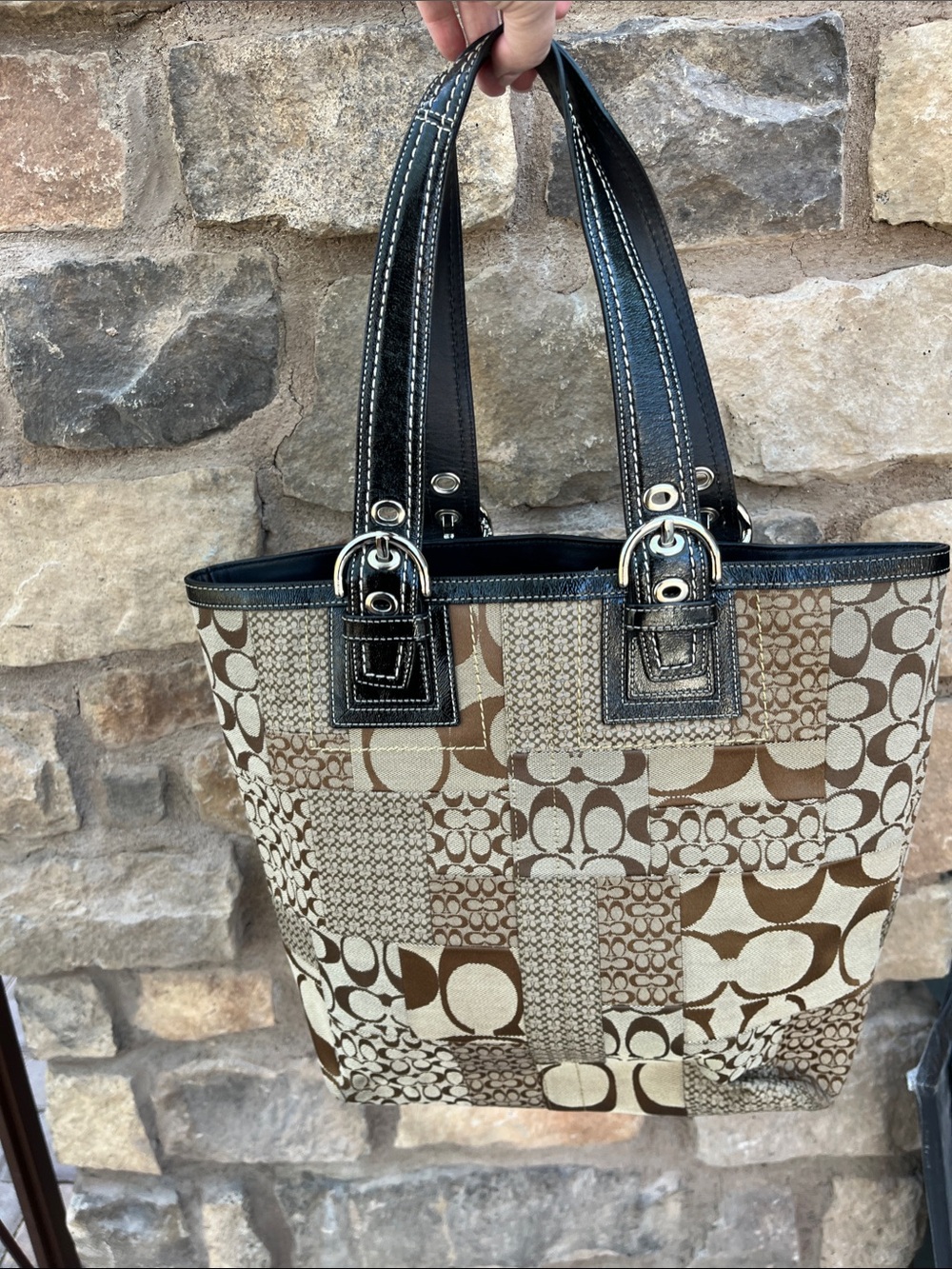 Coach Vintage Large Patchwork Brown Jacquard Signature C Logo Tote Black Patent - Picture 6 of 14